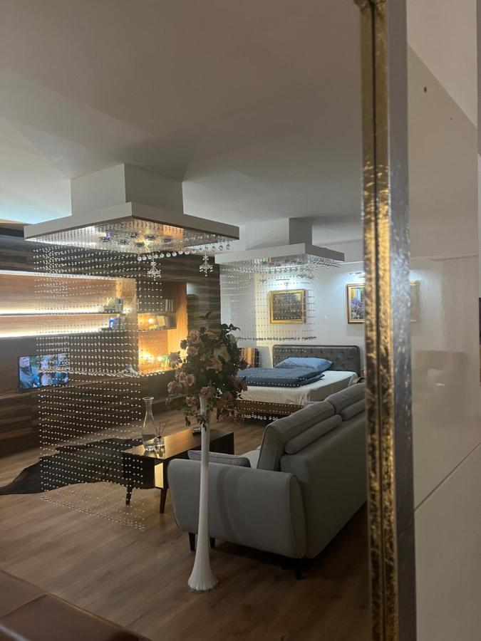 Business Box Apartamento Bratislava Exterior foto